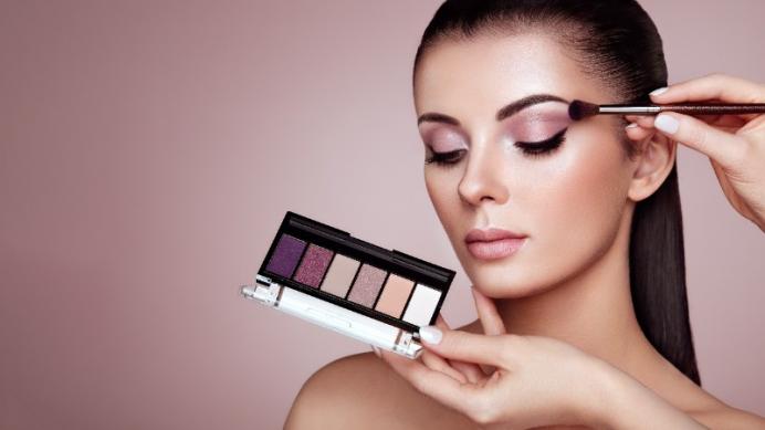 palette maquillage femme